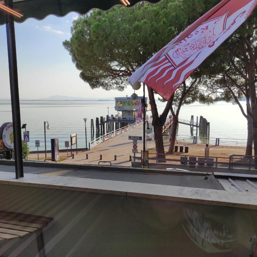 The View - Sunset & Relax - Suite - Appartamenti Vista Lago Passignano sul Trasimeno Dış mekan fotoğraf